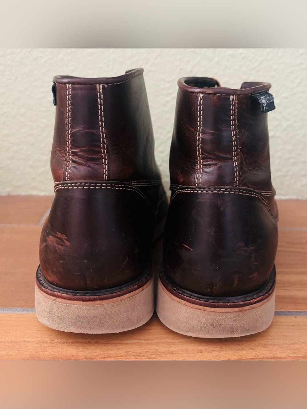 Eastland Belgrade 1955 Moc-Toe Boots in Dark Brown Leather Size: 8.5 - Picture 3 of 6